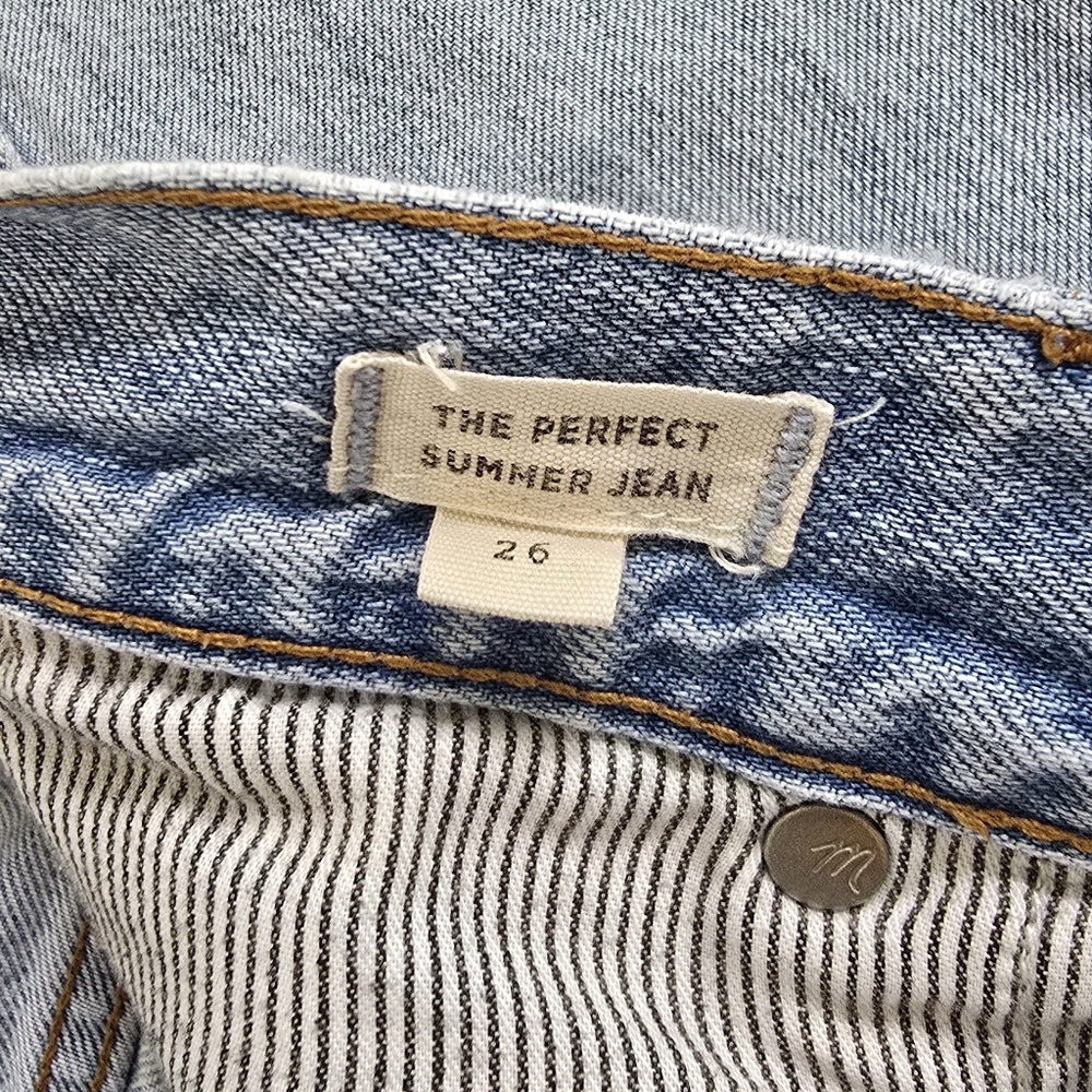 Madewell | The Perfect Summer Jean, Light Wash, Size 26 - Picture 8 of 10